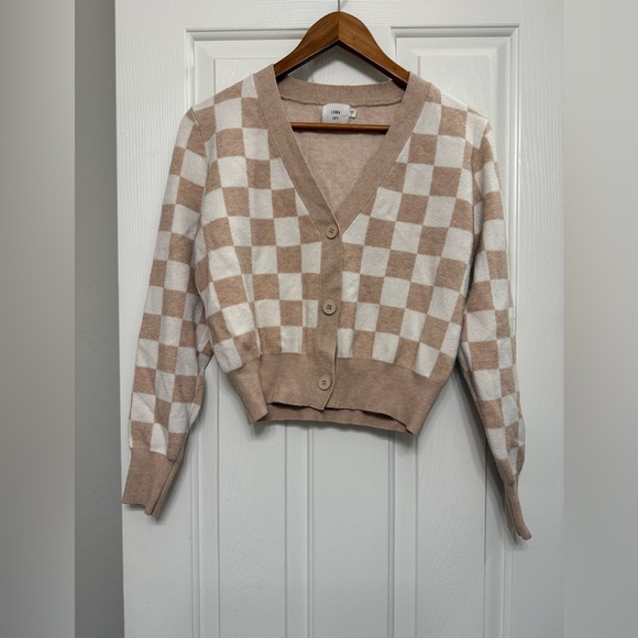 **Luna Ivy Large Checkered Beige & White Women’s Sweater** - Picture 1 of 5